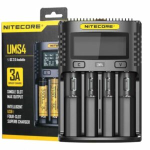 CARGADOR UM4 CUATRO RANURAS 2A - NITECORE
